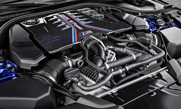 Pure gasoline engines shut out of prestigious awards