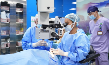 Emergency corneal transplant for sudden vision loss