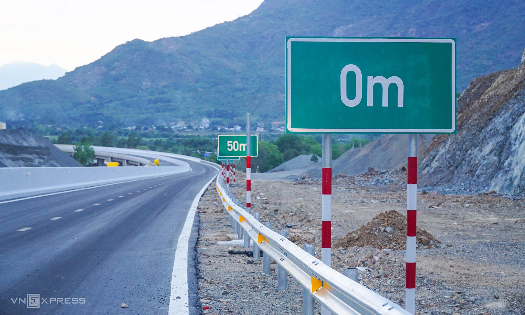 Expanding enforcement for drivers violating safe following distance on expressways