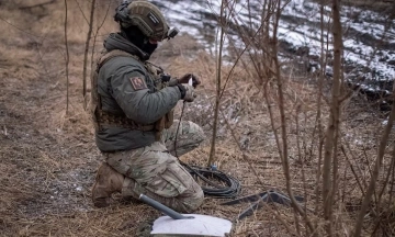 Ukraine's operational nightmare as US tightens Starlink access