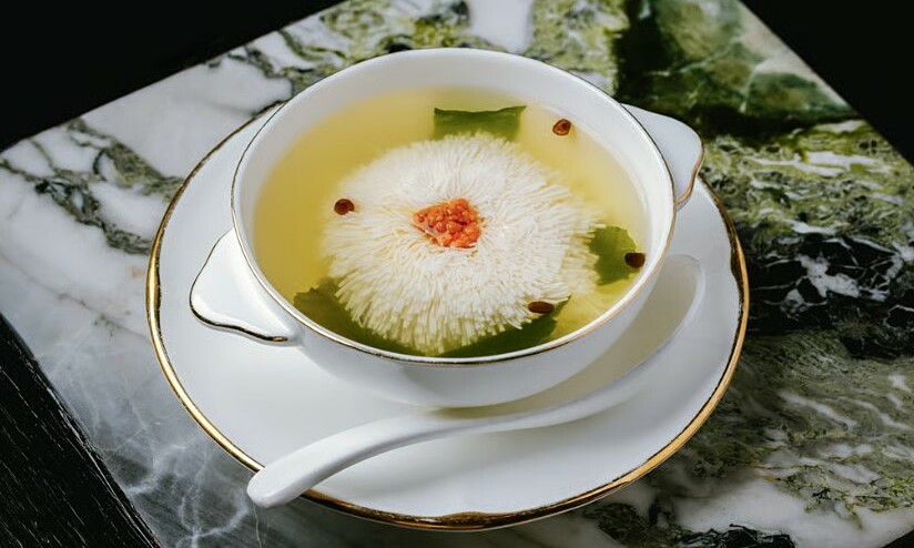 How "thousand-cut tofu" is prepared