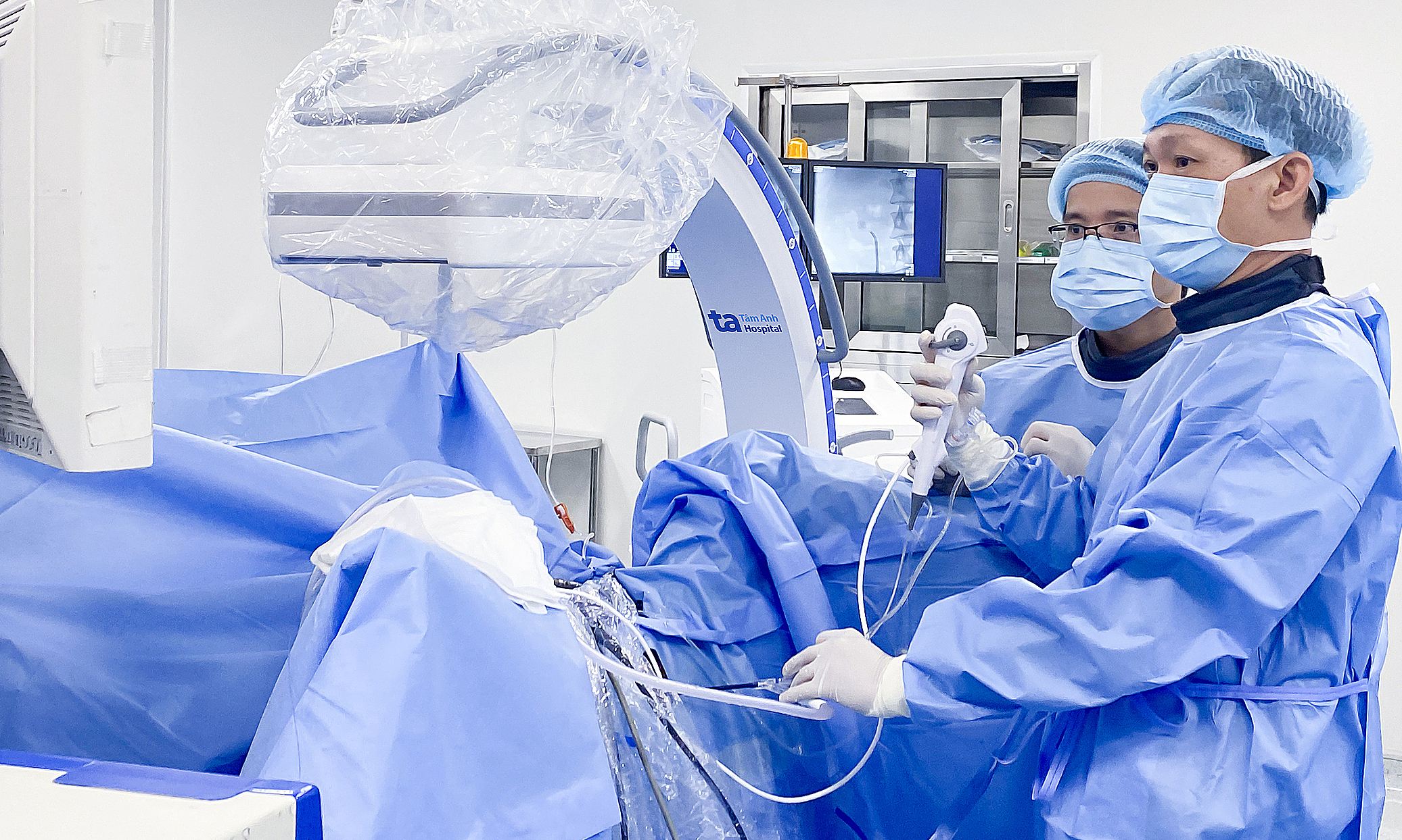 Lithotripsy preserves man's only kidney