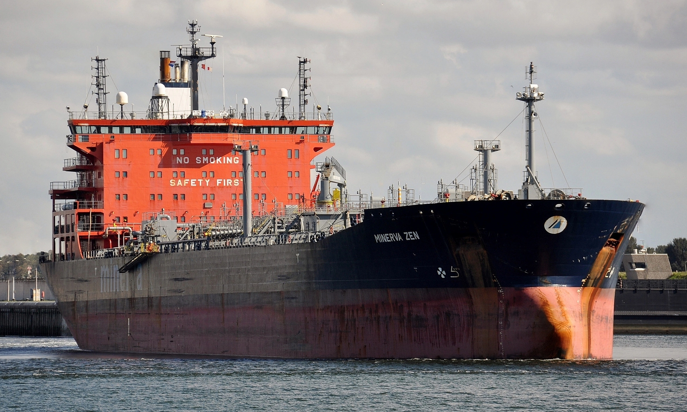 The truth about the 'Russian ship carrying 280,000 barrels of diesel to the US'