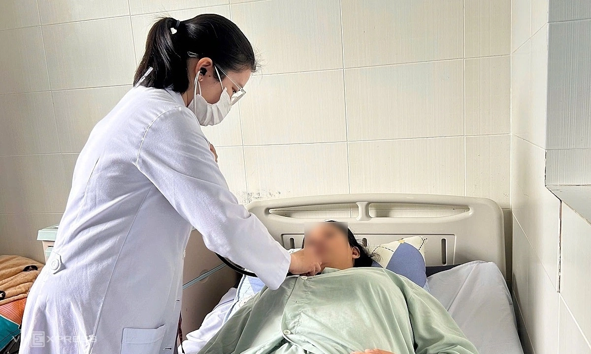 Banh mi causes 175 people in Quang Ngai to suffer food poisoning with salmonella bacteria