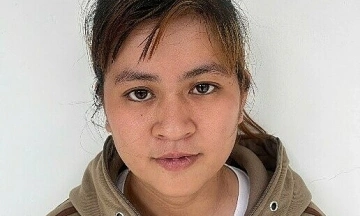 Jewelry store employee secretly takes 70 gold rings over two months