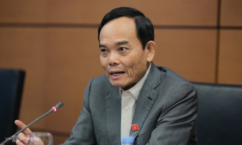 Secretary Tran Luu Quang: TP HCM meticulously manages resources for two-digit growth