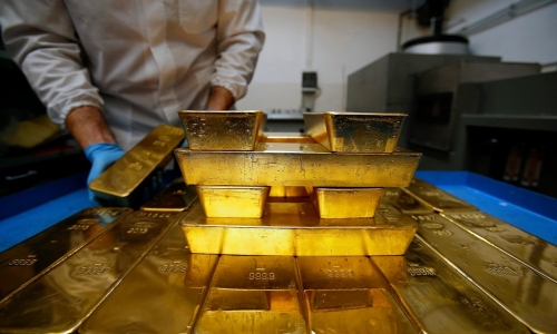 Global gold prices face unpredictable movements