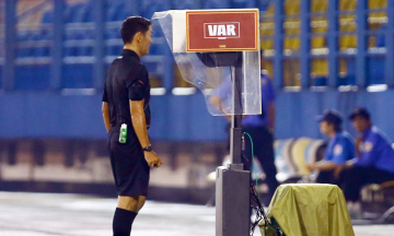 V-League match "shattered" by VAR