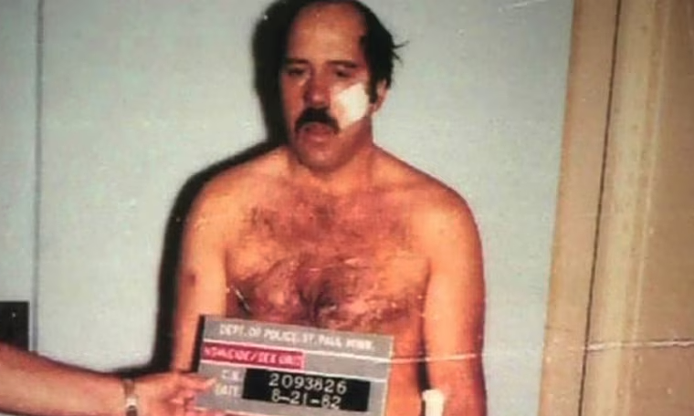 The haunting 911 calls of 'the sobbing killer'