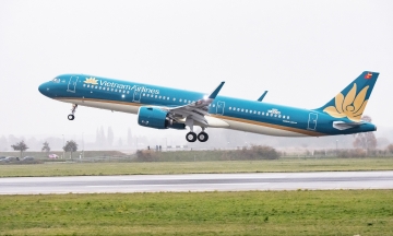 Vietnam Airlines launches direct flight route Hanoi - Hangzhou