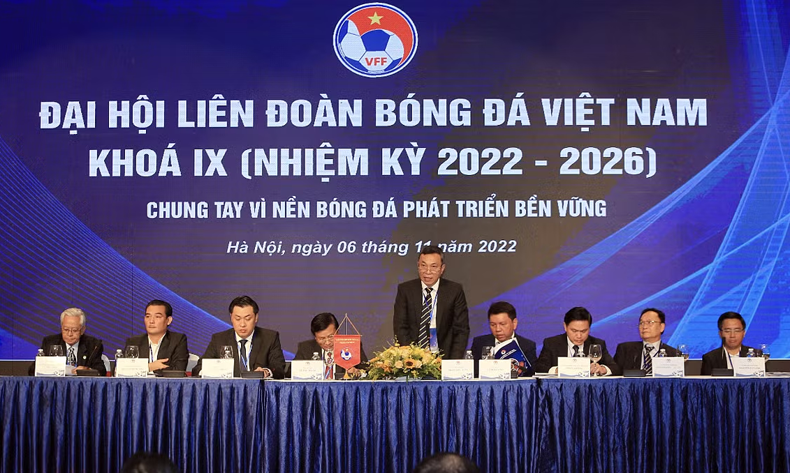 Vietnam football's mark in VFF's 9th term