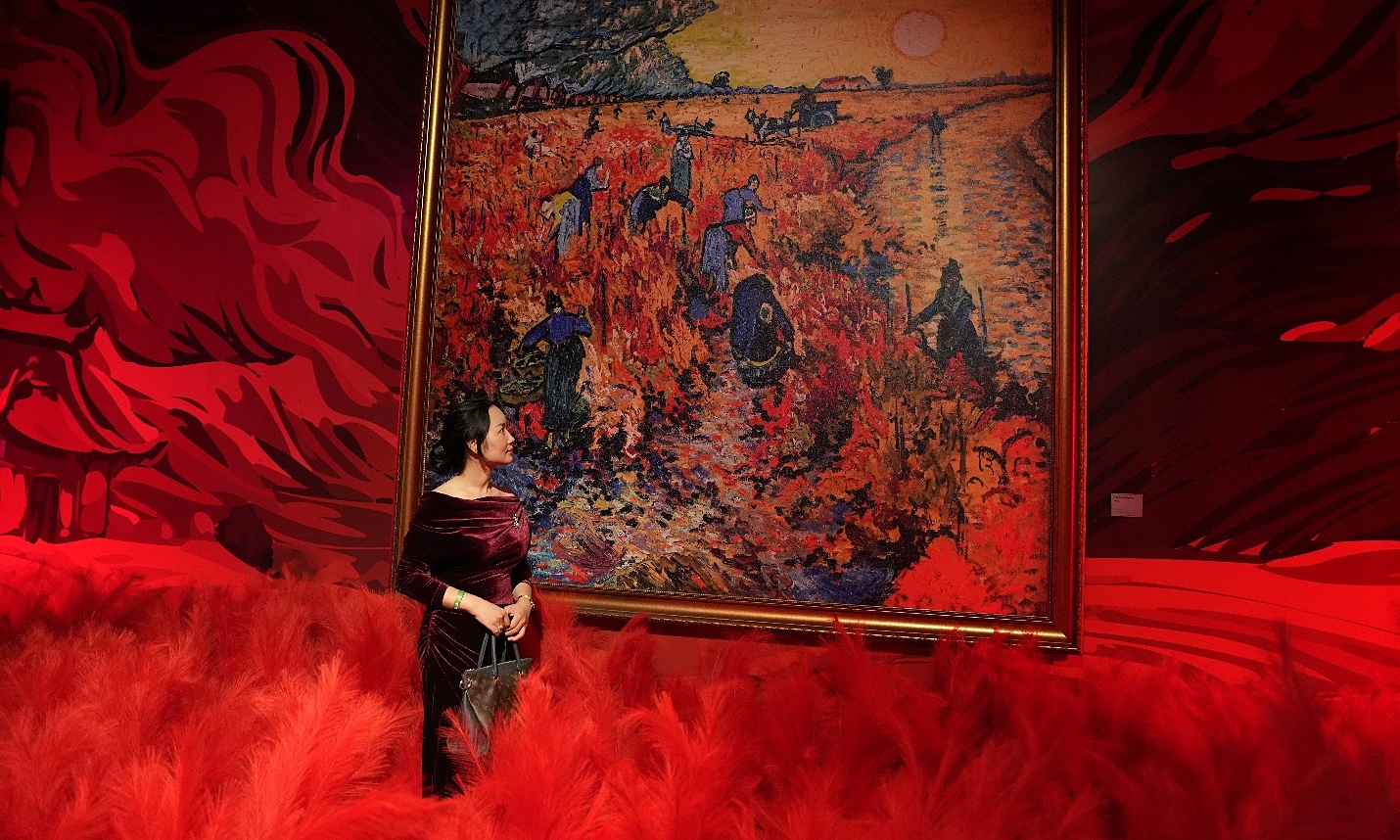 ABBank connects banking transactions with art experiences