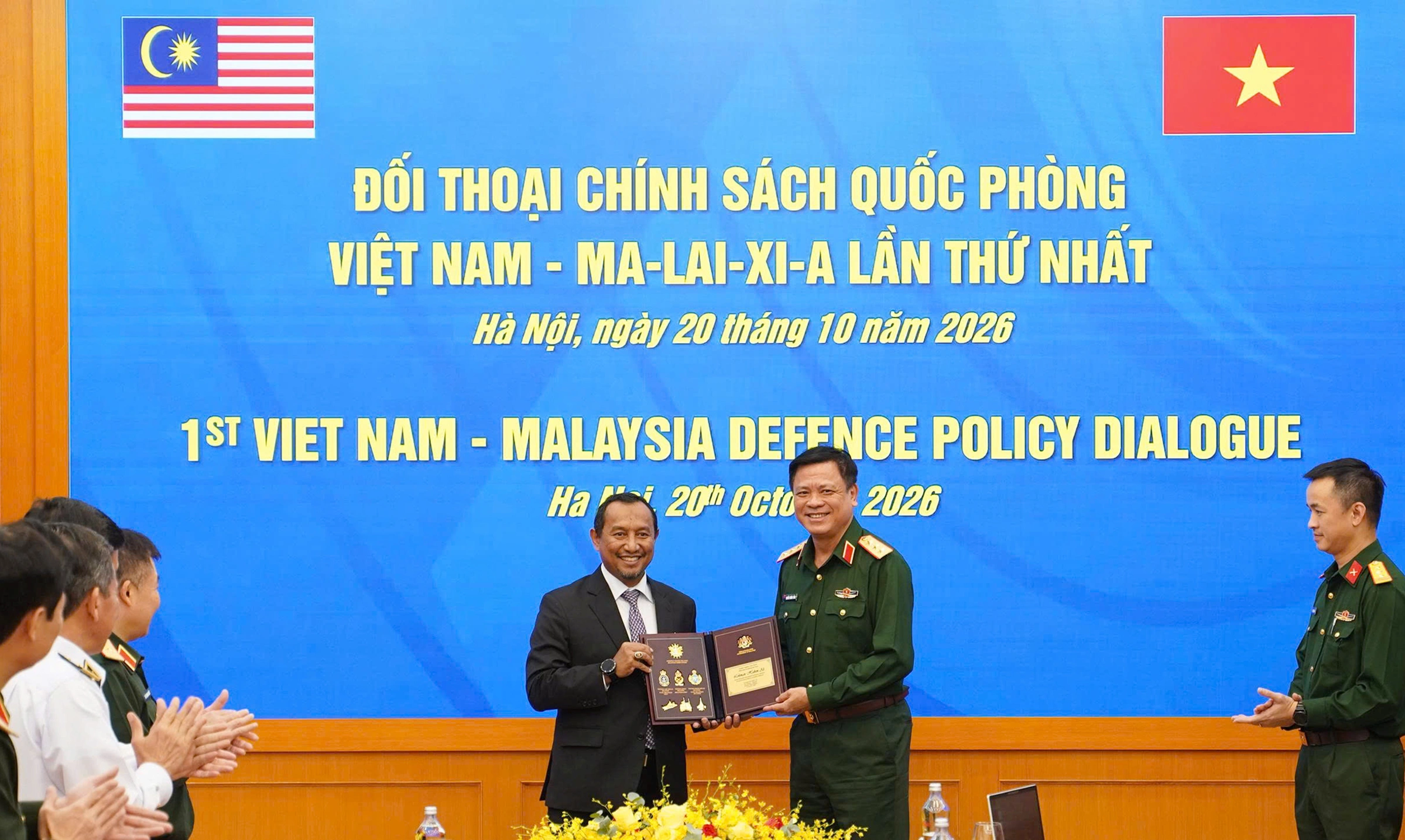 Vietnam seeks Malaysia's support for officer English language training