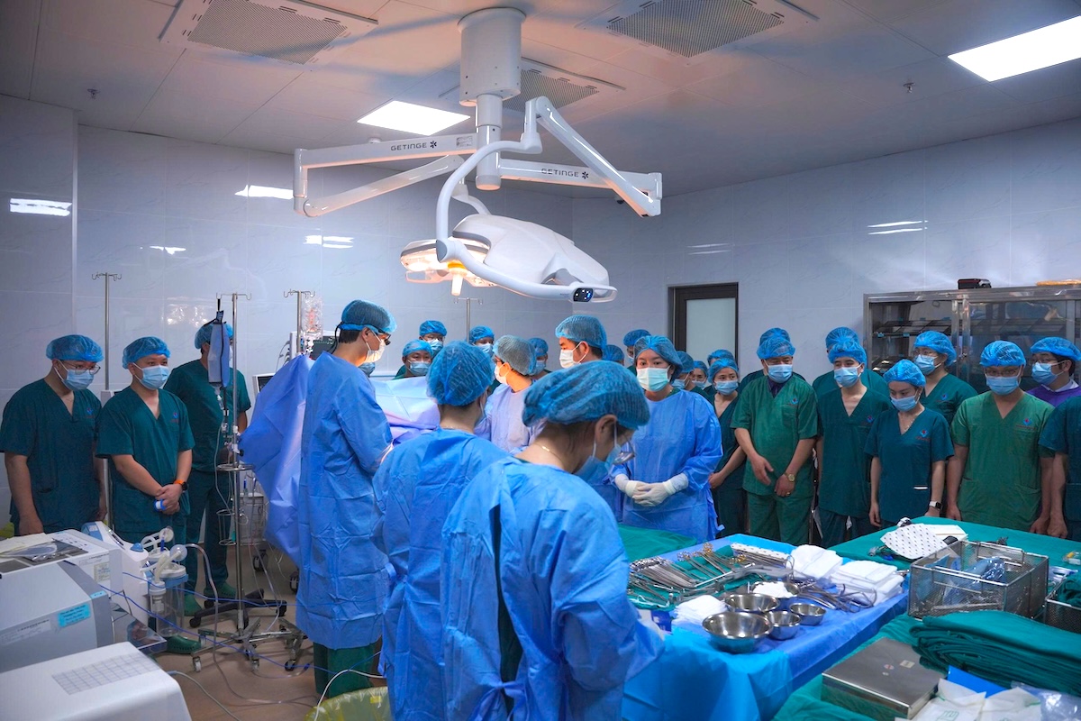 Gia Lai chairman thanks family of teacher who donated organs to save lives