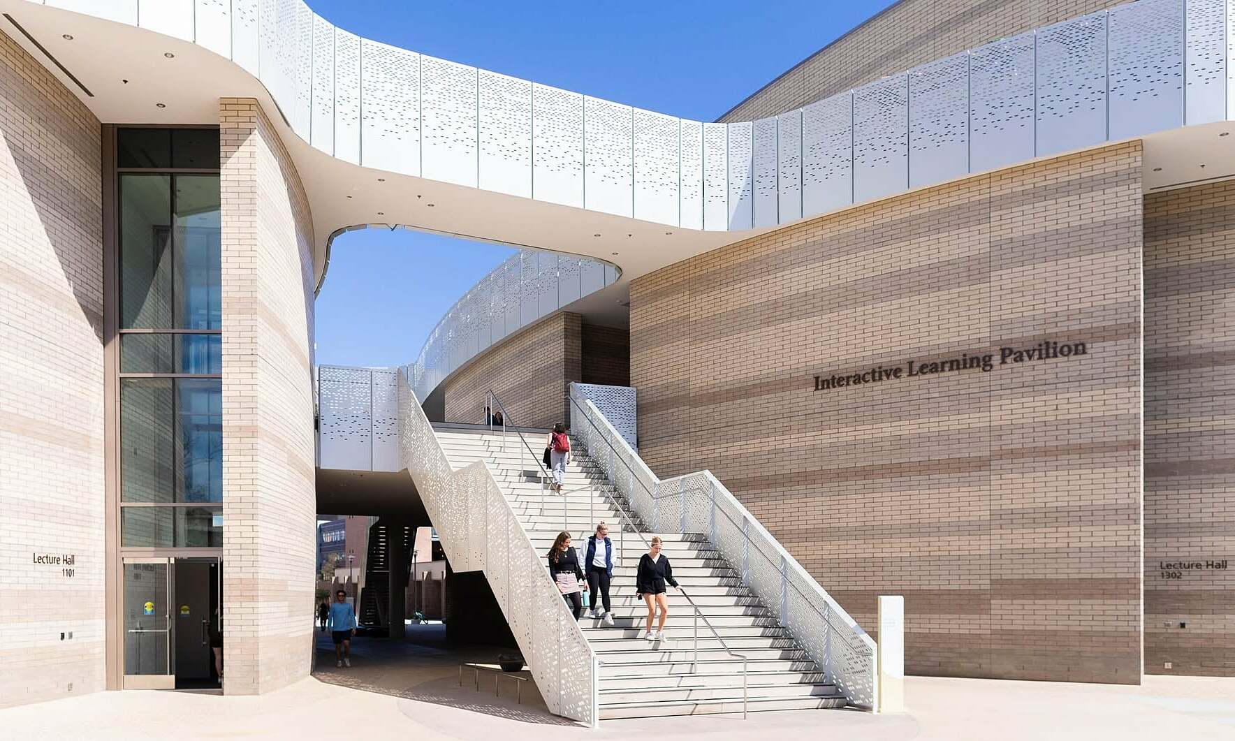 Professor sues university over 3 million USD pay gap with male colleague